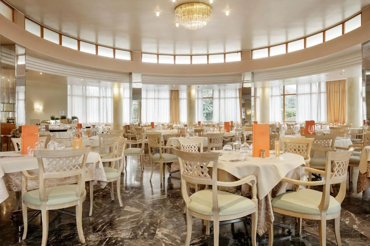 ****  Galzignano Resort Terme & Golf - Hotel Sporting Гальциньяно Италия